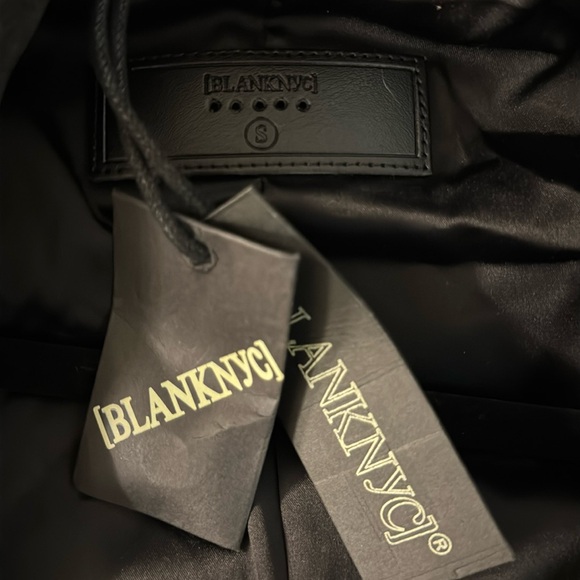 BlankNyc velvet coat size small. New with tags - Picture 4 of 4